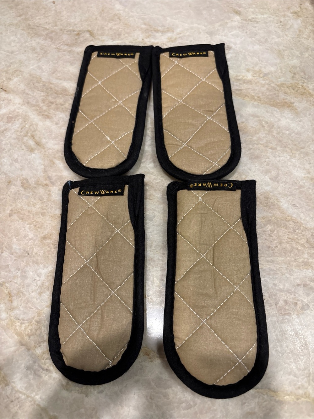 Set of 4 handle holders restaurant grade heat resistant